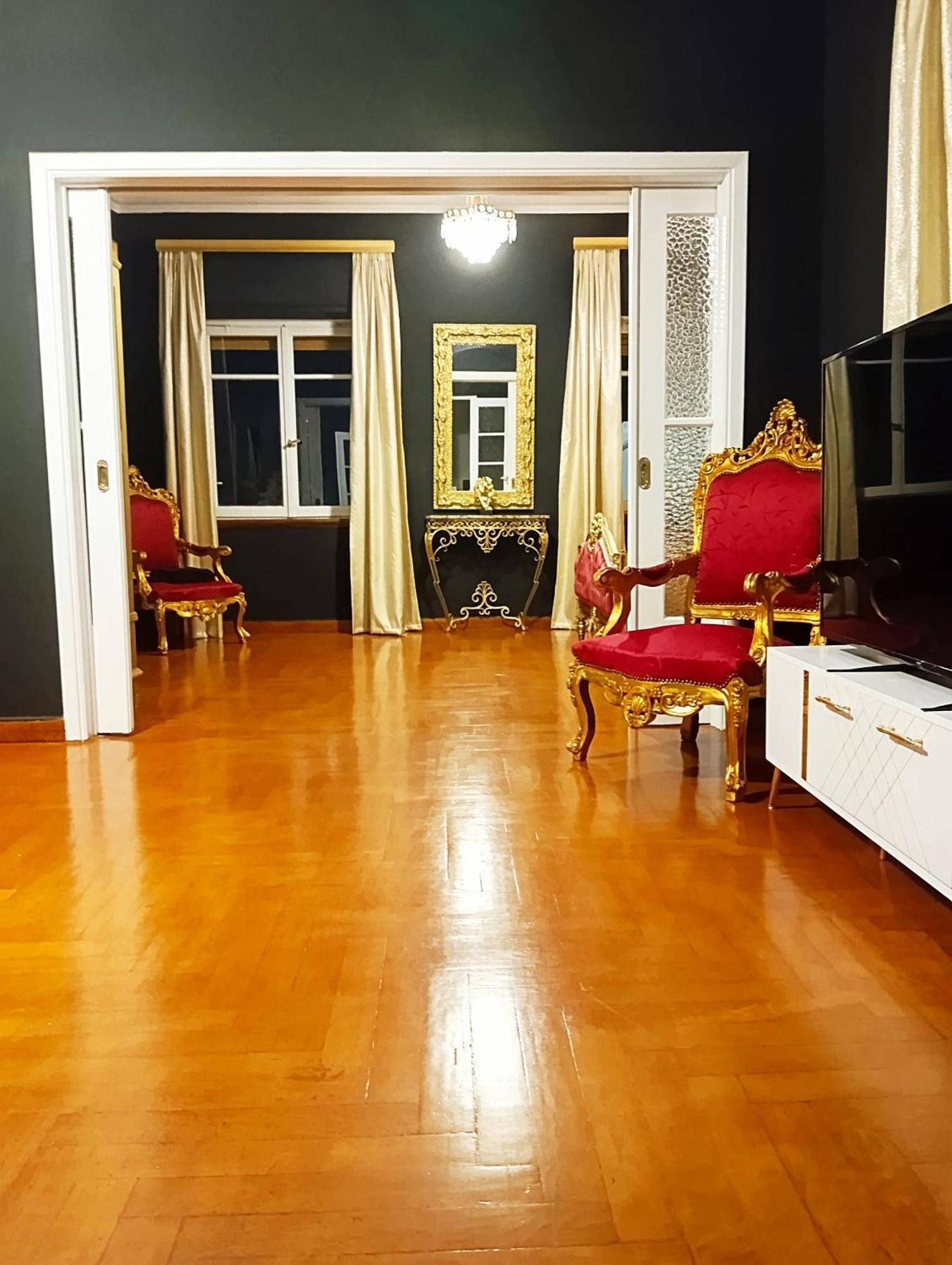 Iris Baroque Apartment Ελευσίνα Εξωτερικό φωτογραφία